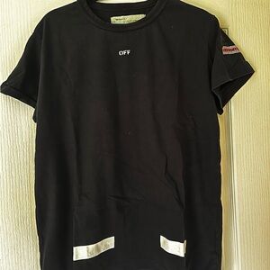 Off white t shirt